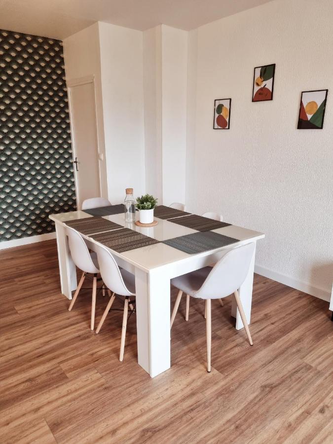Bel Appartement Centre Ville 3 Chambres サン・フロラン エクステリア 写真