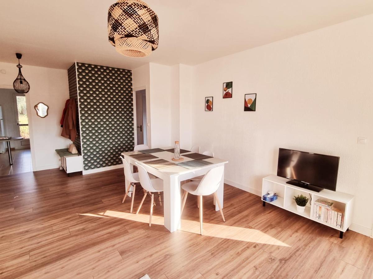 Bel Appartement Centre Ville 3 Chambres サン・フロラン エクステリア 写真